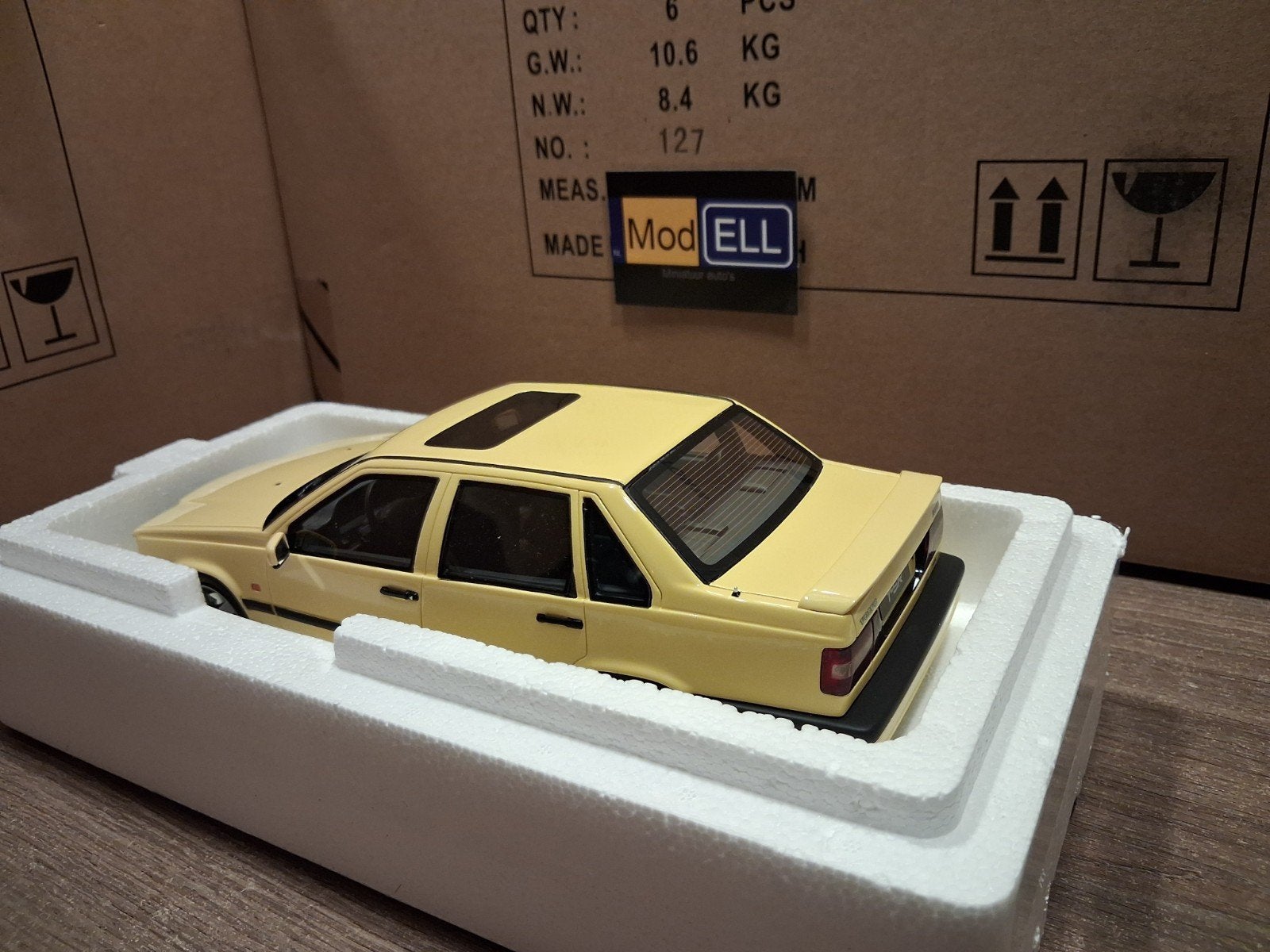 Volvo 850 T-5R OTTOMOBILE, OttOMobile, Auto, Ergens in Frankrijk, Info@ottomodels.com