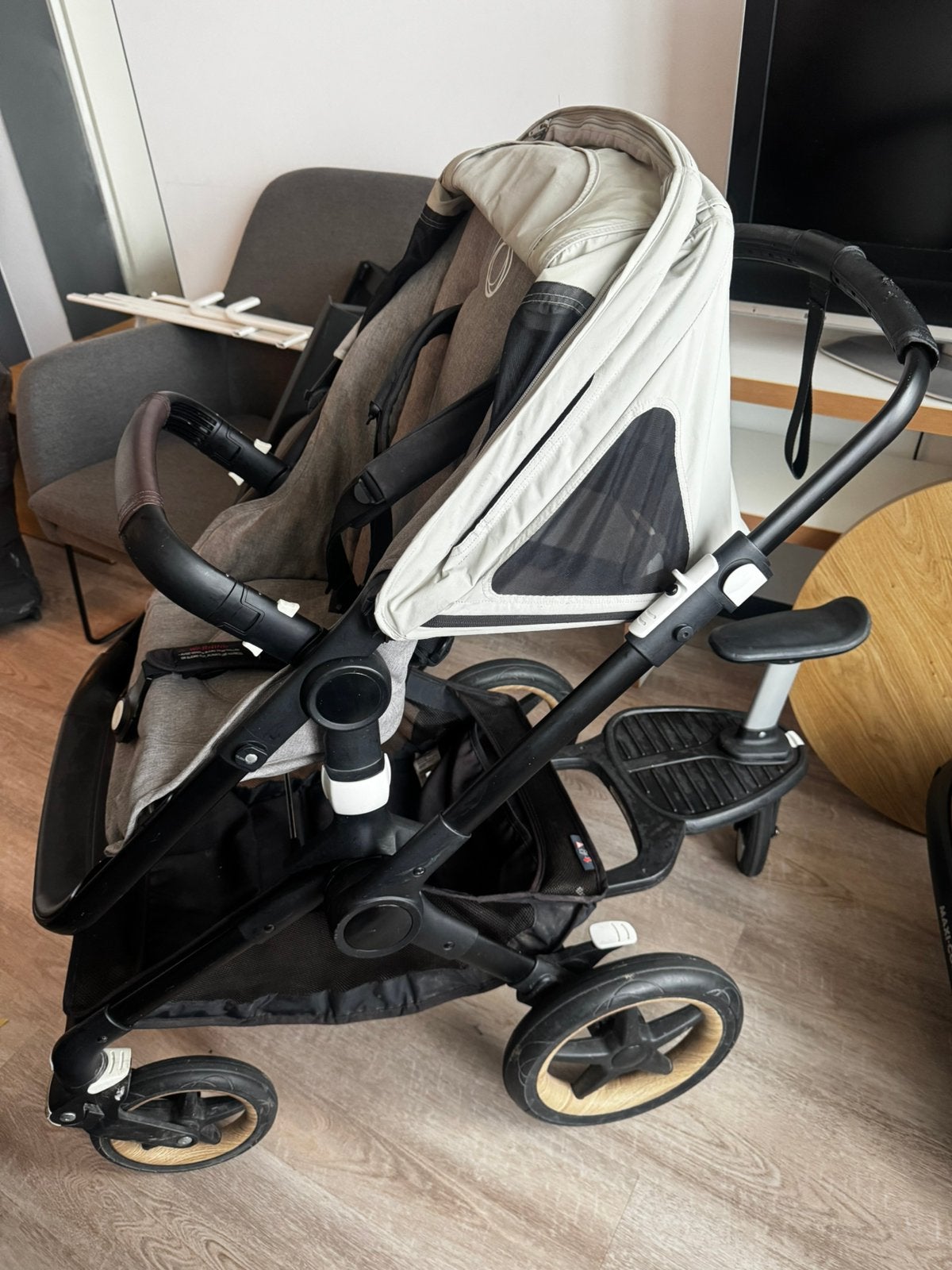 Foto 16 van Complete Bugaboo Fox Set Bassinet,Seat,Maxi-Cosi