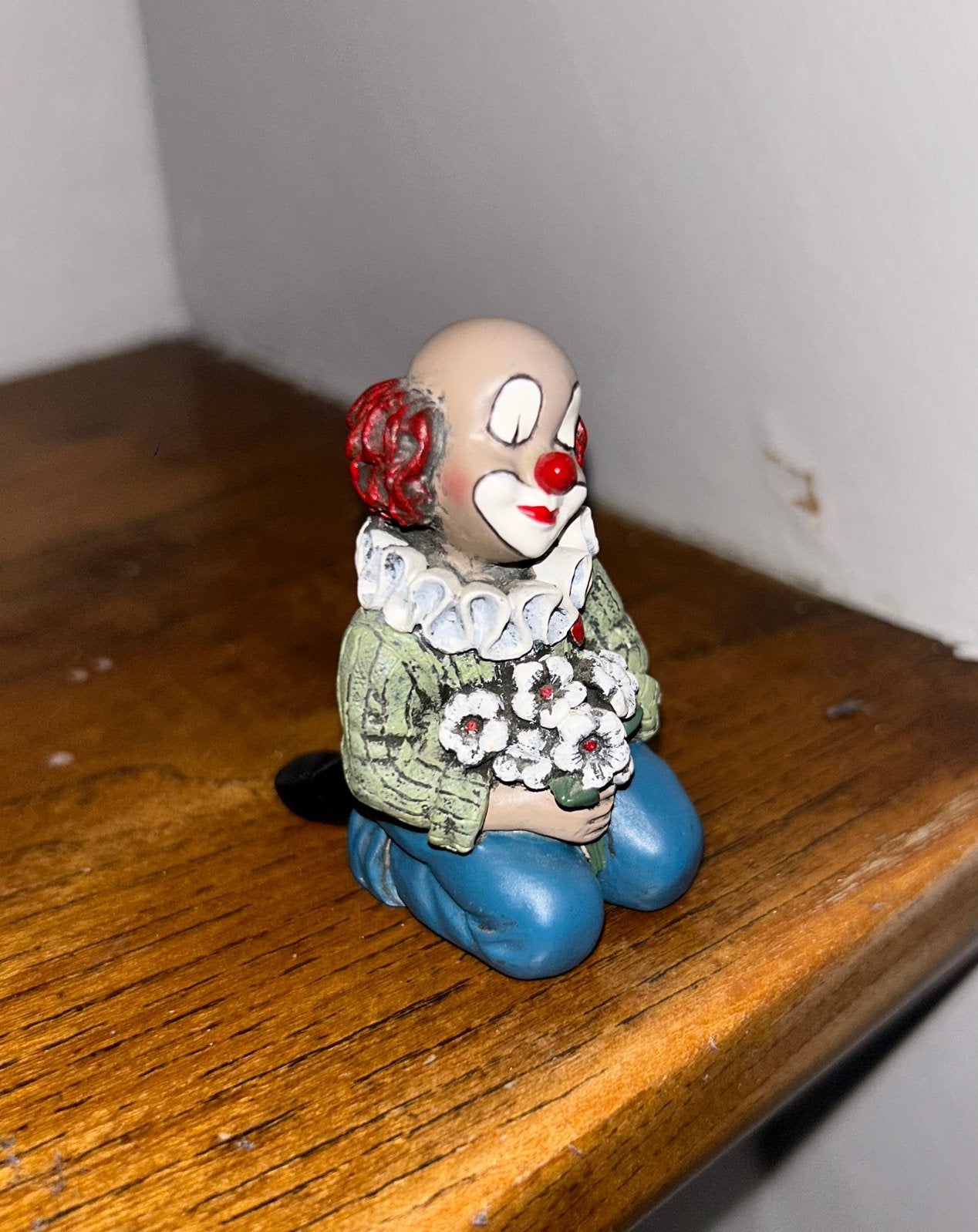 Gilde clown beeldje bloemen, Verzamelen, Beelden en Beeldjes, Ophalen of Verzenden, Zo goed als nieuw