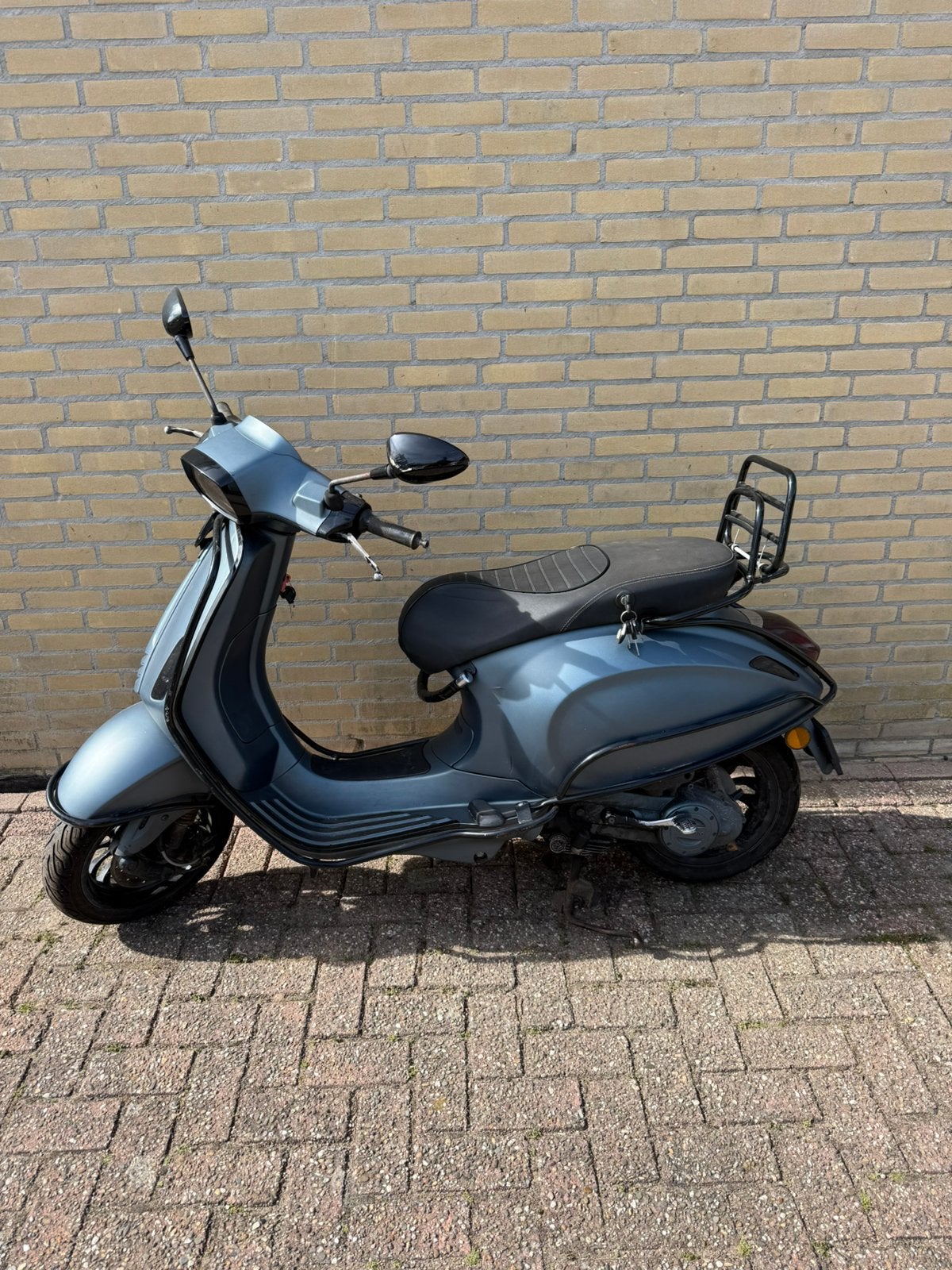 Vespa Sprint 2016 4T 2v snor carburateur custom kleur, Fietsen en Brommers, Scooters | Piaggio, Ophalen, Gebruikt, Overige modellen