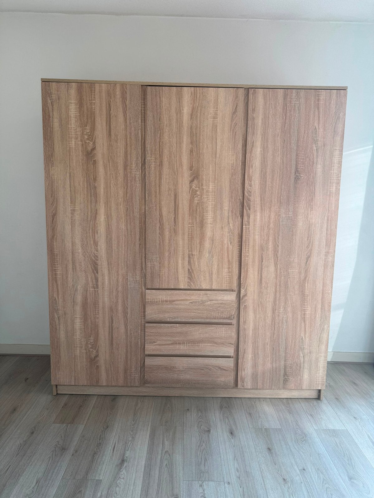 JYSK kledingkast 180x200x58 cm – goede staat, Ophalen, 150 tot 200 cm, Zo goed als nieuw, Overige materialen