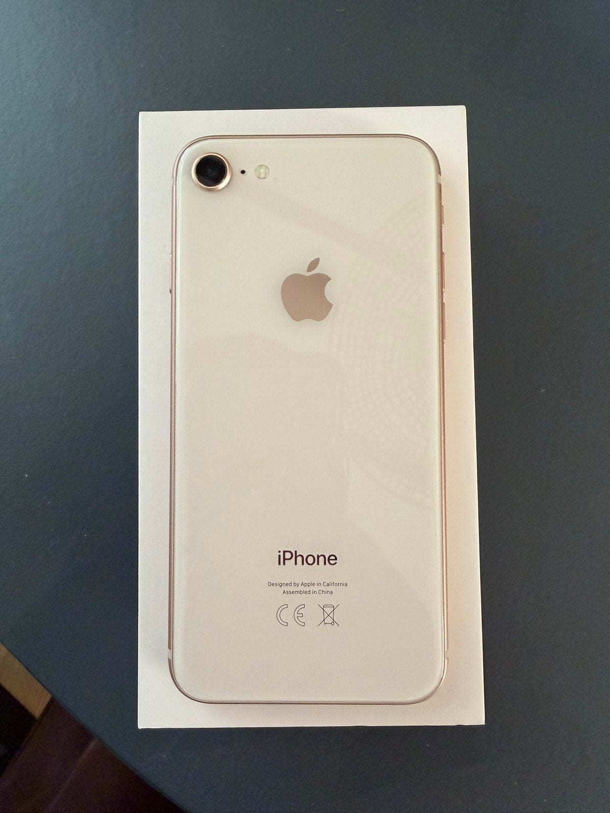 NETTE IPHONE 8, Telecommunicatie, Mobiele telefoons | Apple iPhone, Verzenden, Zo goed als nieuw, 64 GB, 100 %