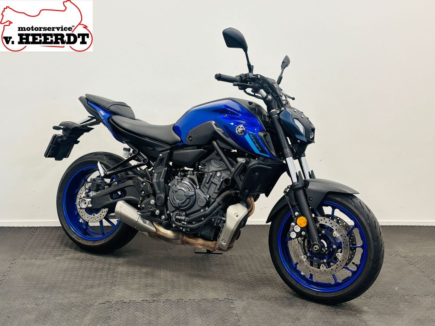 YAMAHA MT 07 ABS (bj 2024) 8,246 km, 2 cilinders, Bedrijf, Onbekend, YAMAHA