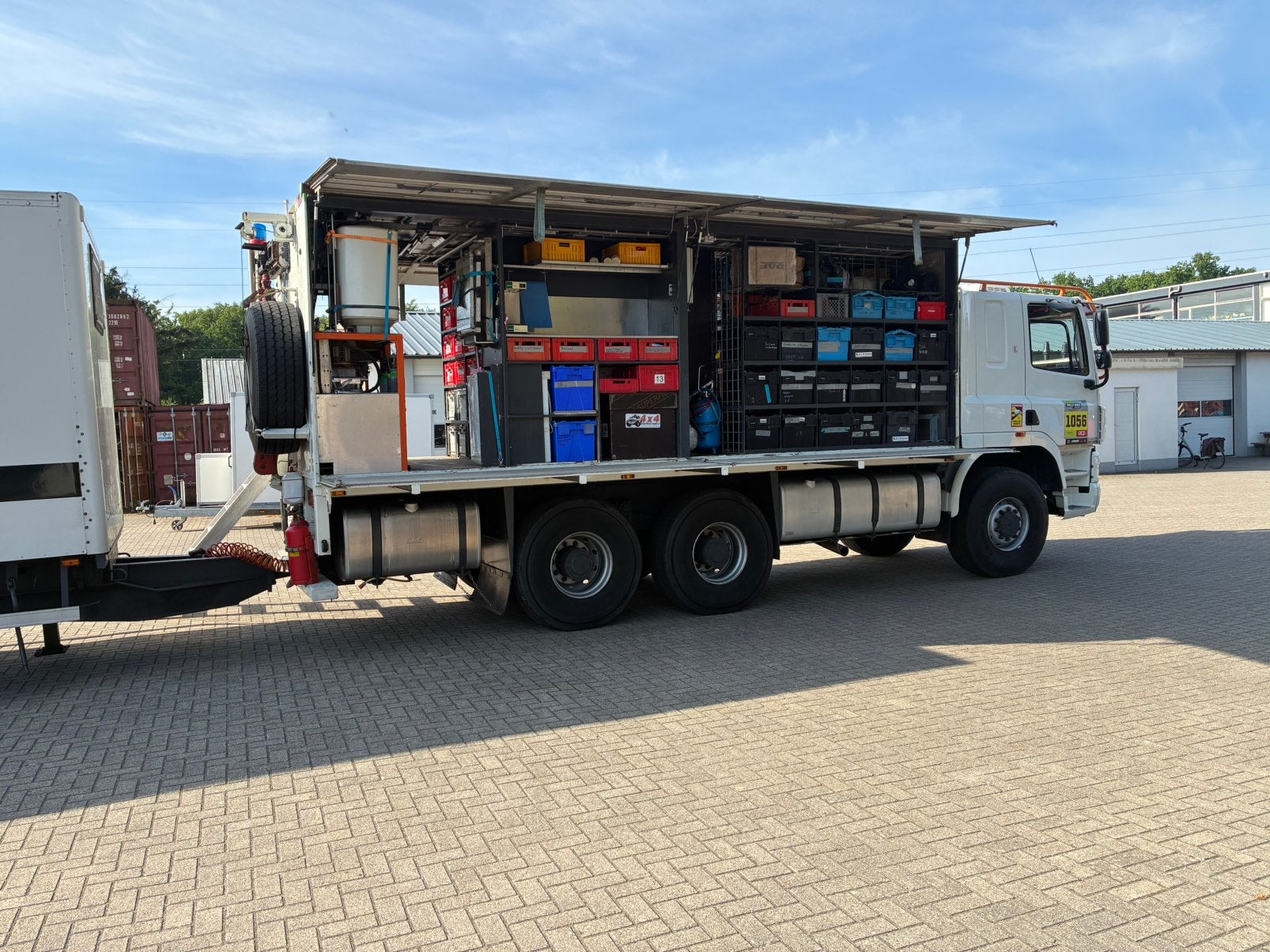 DAF 6x6 service truck + aanhanger . Rally service DAKAR, Auto's, Euro 2, Ginaf, Wit, Bedrijf