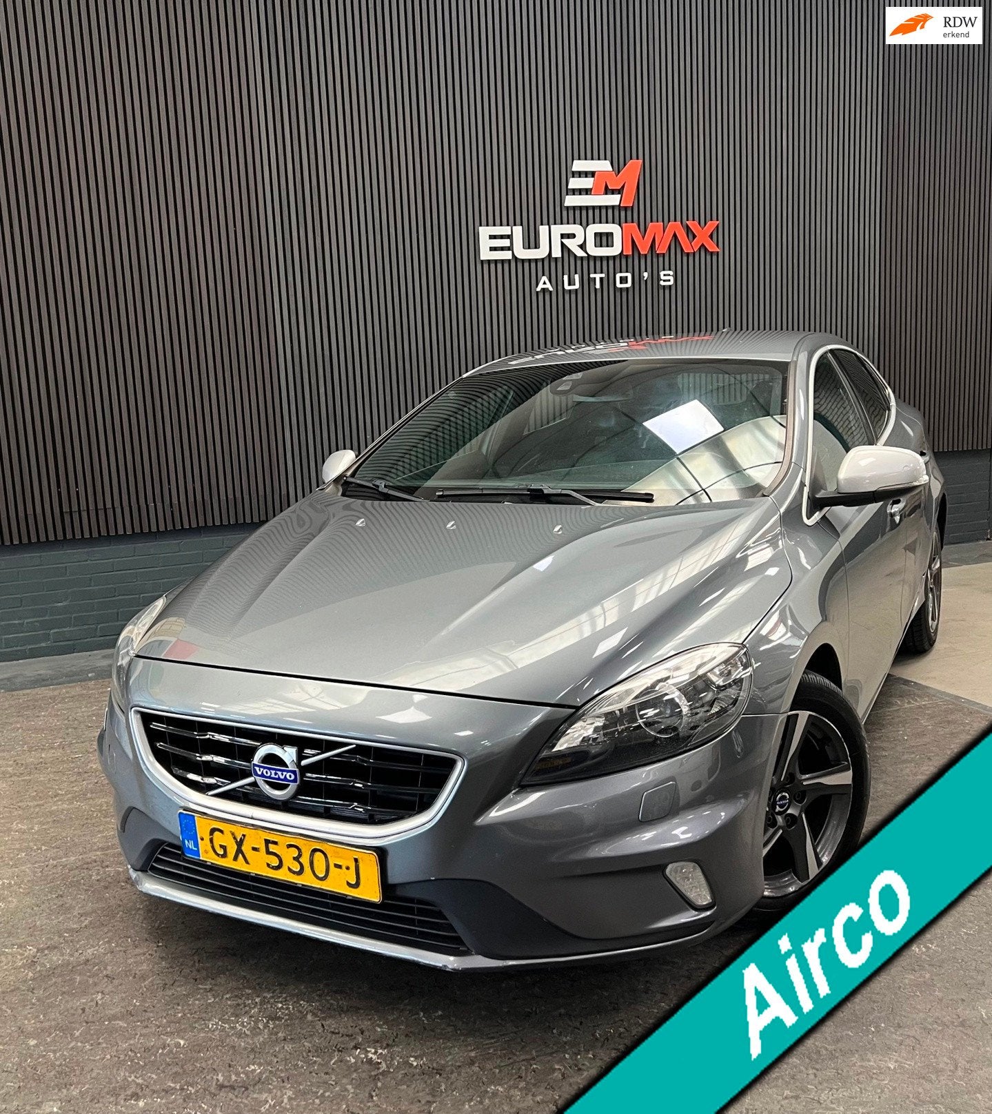 Volvo V40 2.0 D2 R-Design Business - Airco - Cruise - Stoelv, Auto's, Voorwielaandrijving, Gebruikt, 4 cilinders, 1969 cc