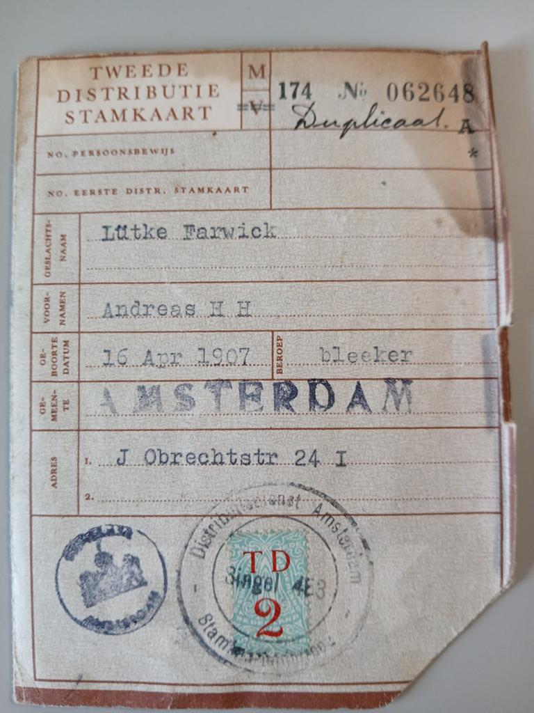 2e distributie stamkaart Amsterdam bonkaart wo2, Ophalen of Verzenden, Overige soorten, Nederland, Boek of Tijdschrift