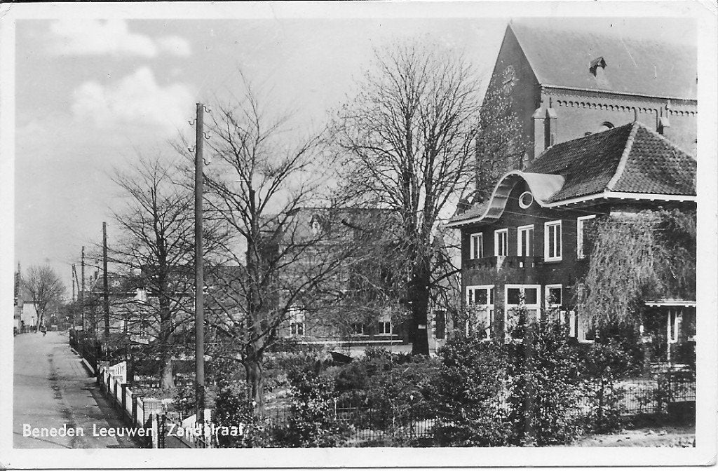 Oude Ansichtkaart Beneden Leeuwen: Zandstraat, Ophalen of Verzenden, 1940 tot 1960, Gelopen, Gelderland