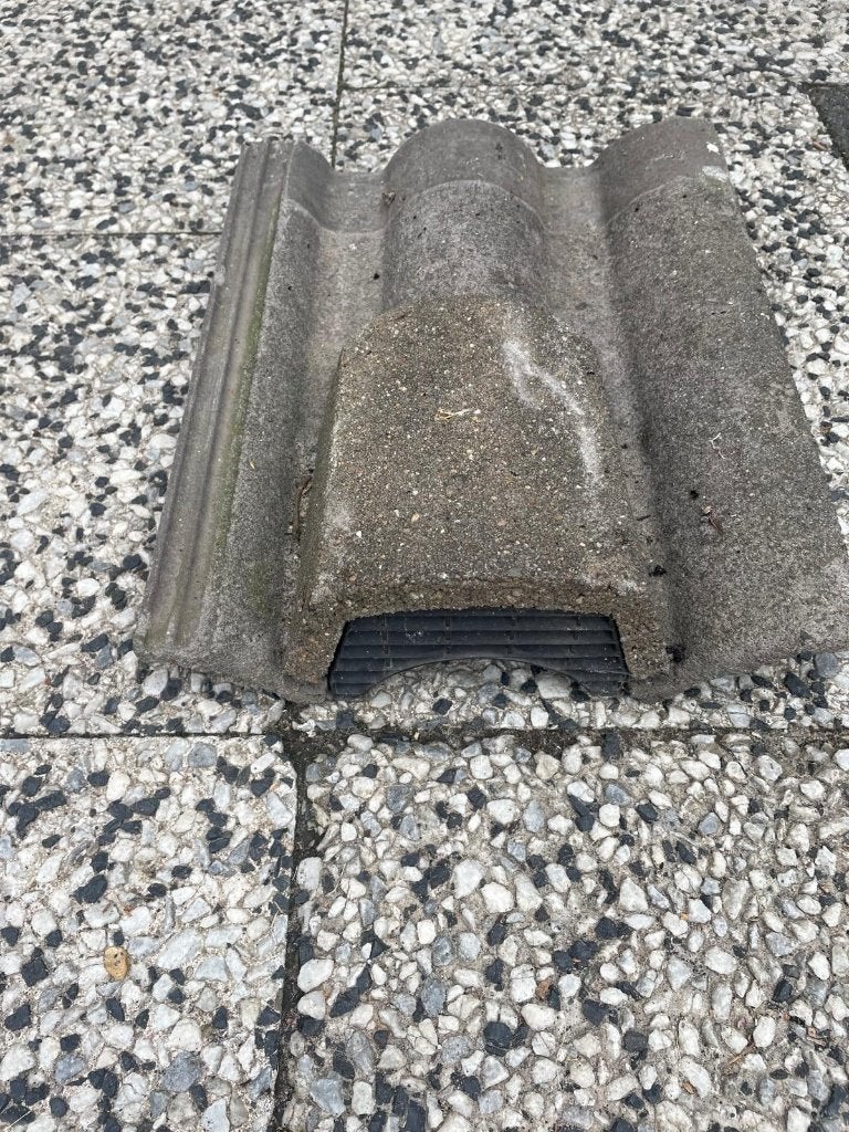 dakpannen, Neroma antraciet ventilatie pan, Ophalen, Gebruikt, Steen of Klei, 15 m² of meer