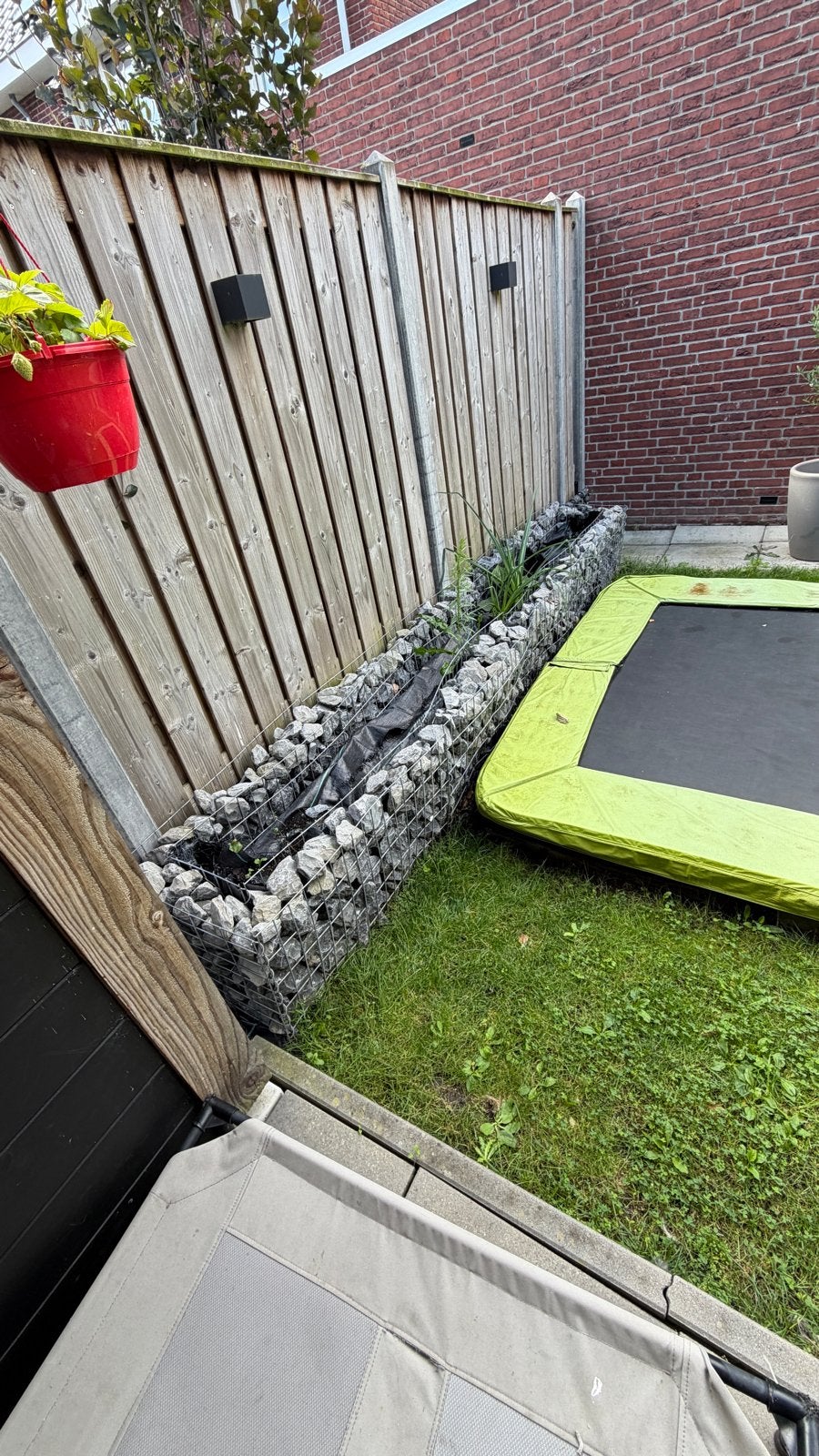 Gabionenbak met stenen, Ophalen, Gebruikt