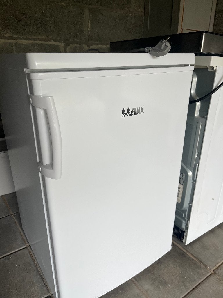 Koelkast met vriesvak ETNA KVV856WIT Energielabel D, Ophalen, Minder dan 85 cm, 100 tot 150 liter, Zo goed als nieuw