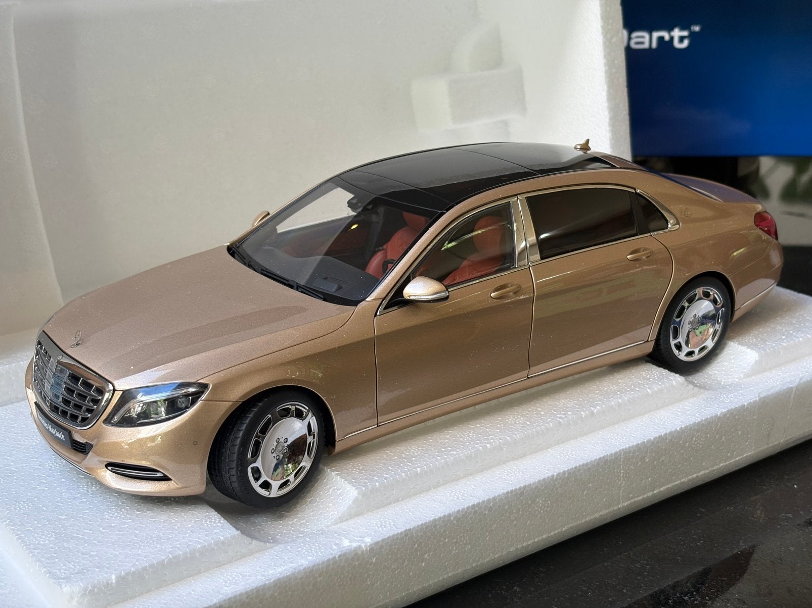 Mercedes-Maybach S-Klasse S600 1:18 AutoArt, Hobby en Vrije tijd, Modelauto's | 1:18, Ophalen of Verzenden, Nieuw, Auto, Autoart