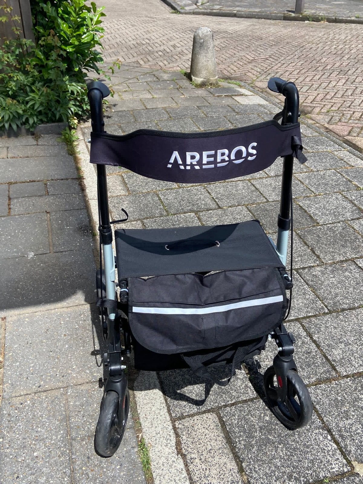 Rollator Arebos zo goed als nieuw, Ophalen of Verzenden, Opvouwbaar, Zo goed als nieuw
