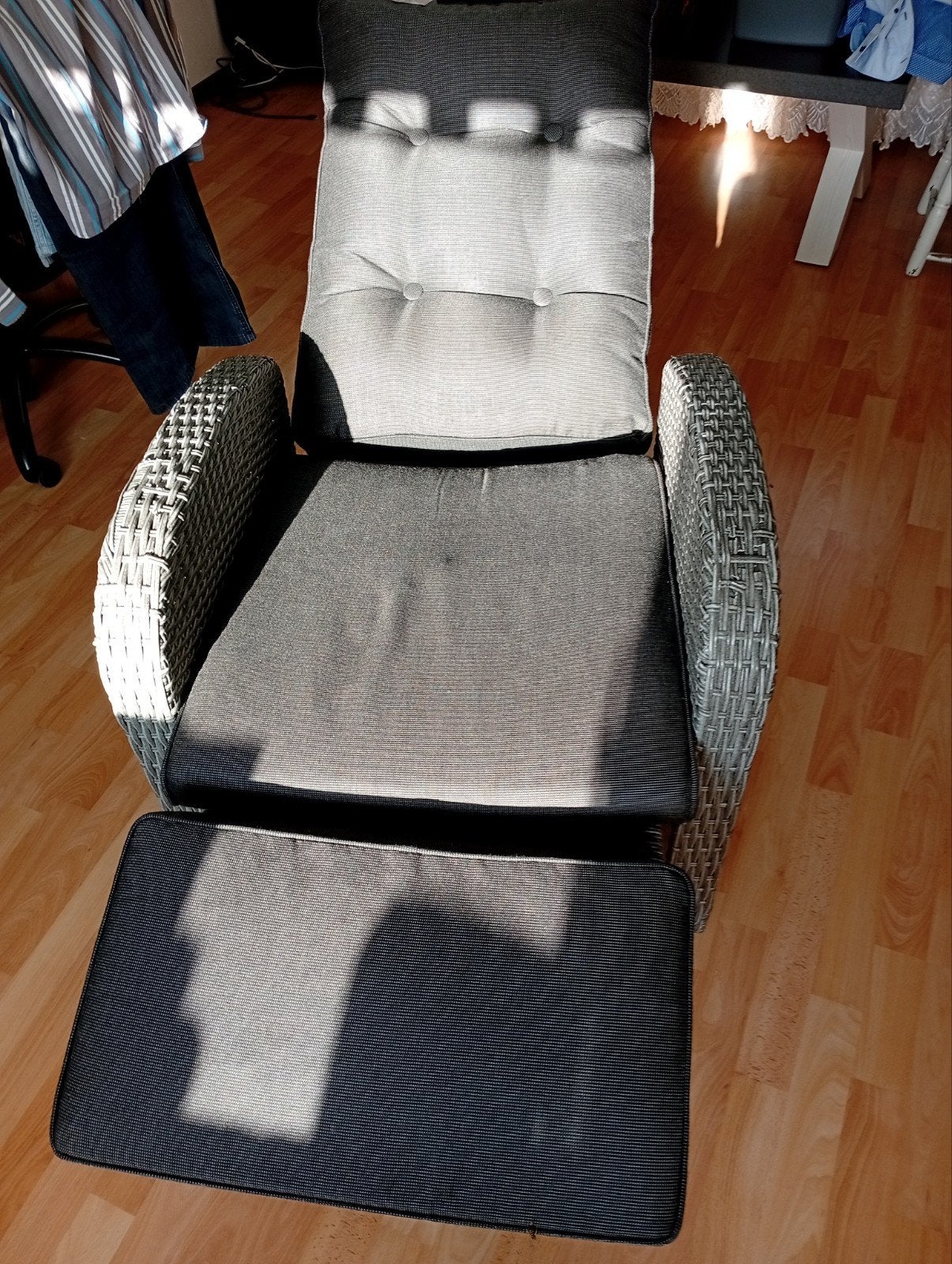 tuin stoelen,+tafeltje, Tuin en Terras, Tuinsets en Loungesets, Gebruikt, Bijzettafel, Rotan, Tuinset