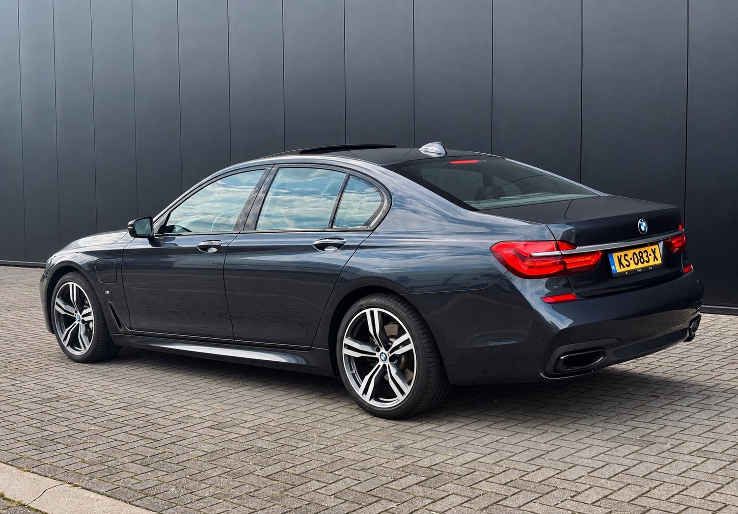 BMW 7-Serie 2.0 740E Iperformance 2016 Grijs, Auto's, Automaat, 1998 cc, Achterwielaandrijving, 258 pk