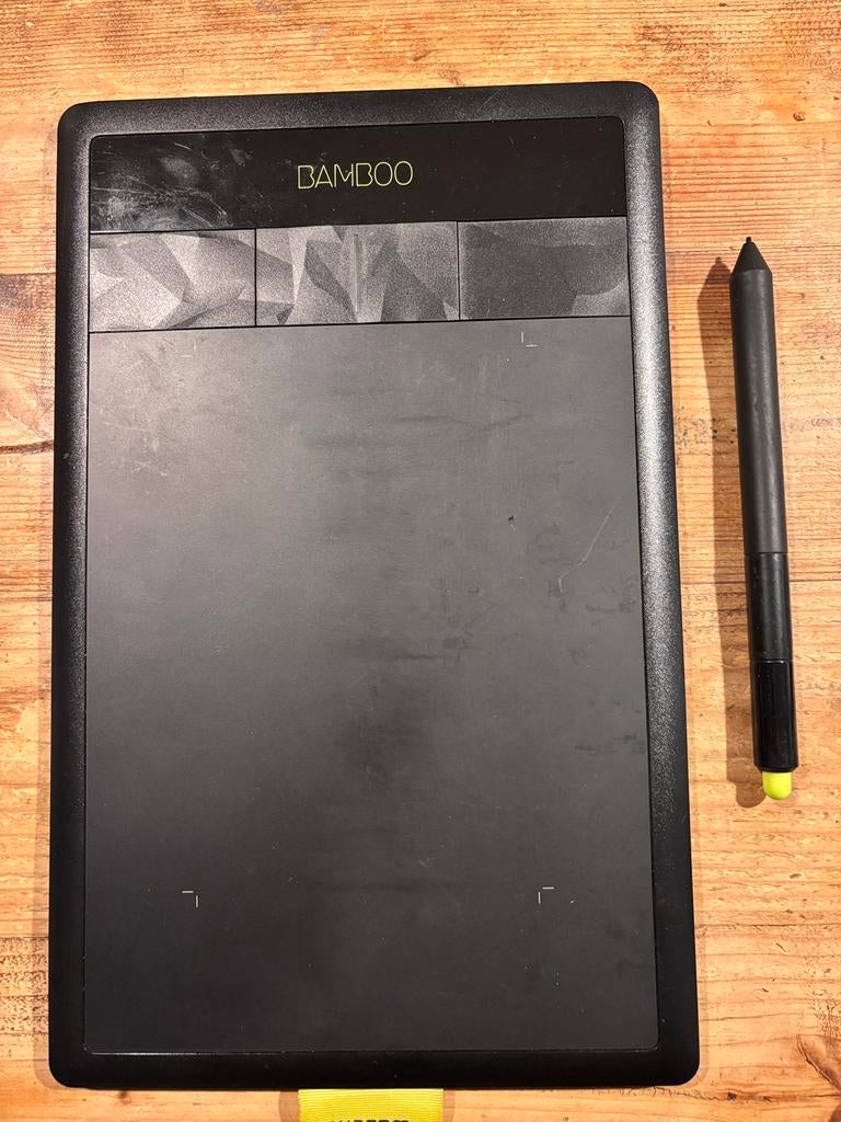 Wacom Bamboo CTH-470 tekentablet inclusief originele pen, Ophalen of Verzenden, Zo goed als nieuw