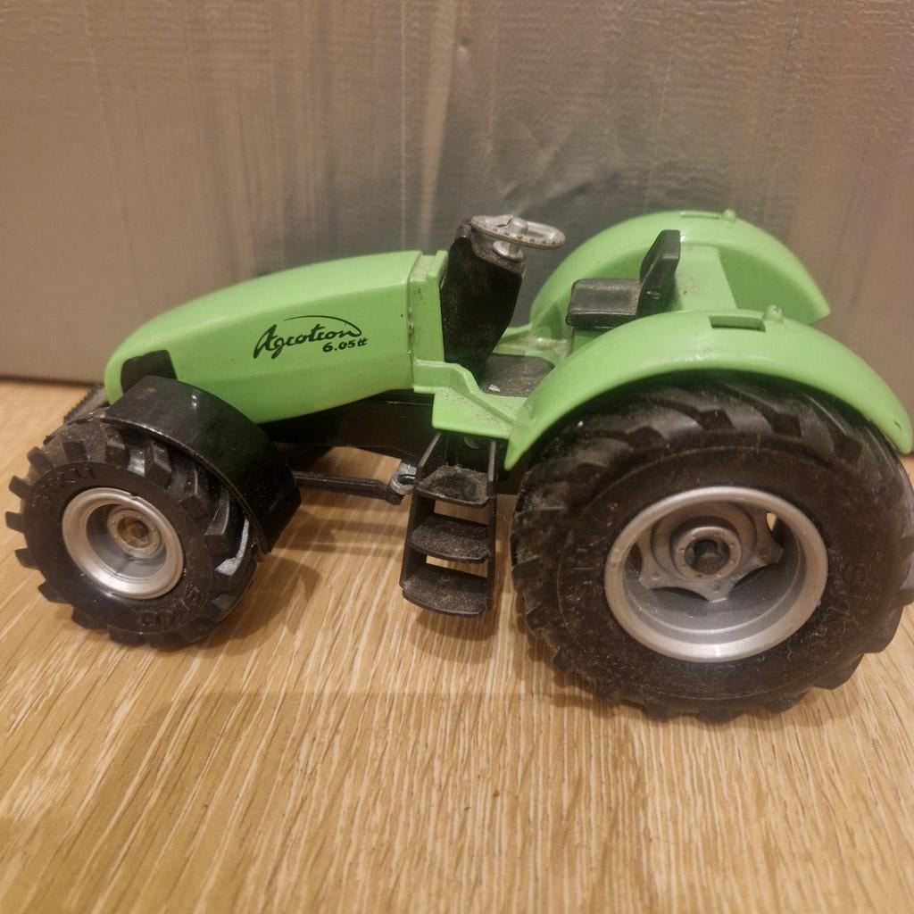 Siku Deutz-Fahr Agrotron 6.05T Trekker - Groen Speelgoed, Ophalen of Verzenden, Gebruikt
