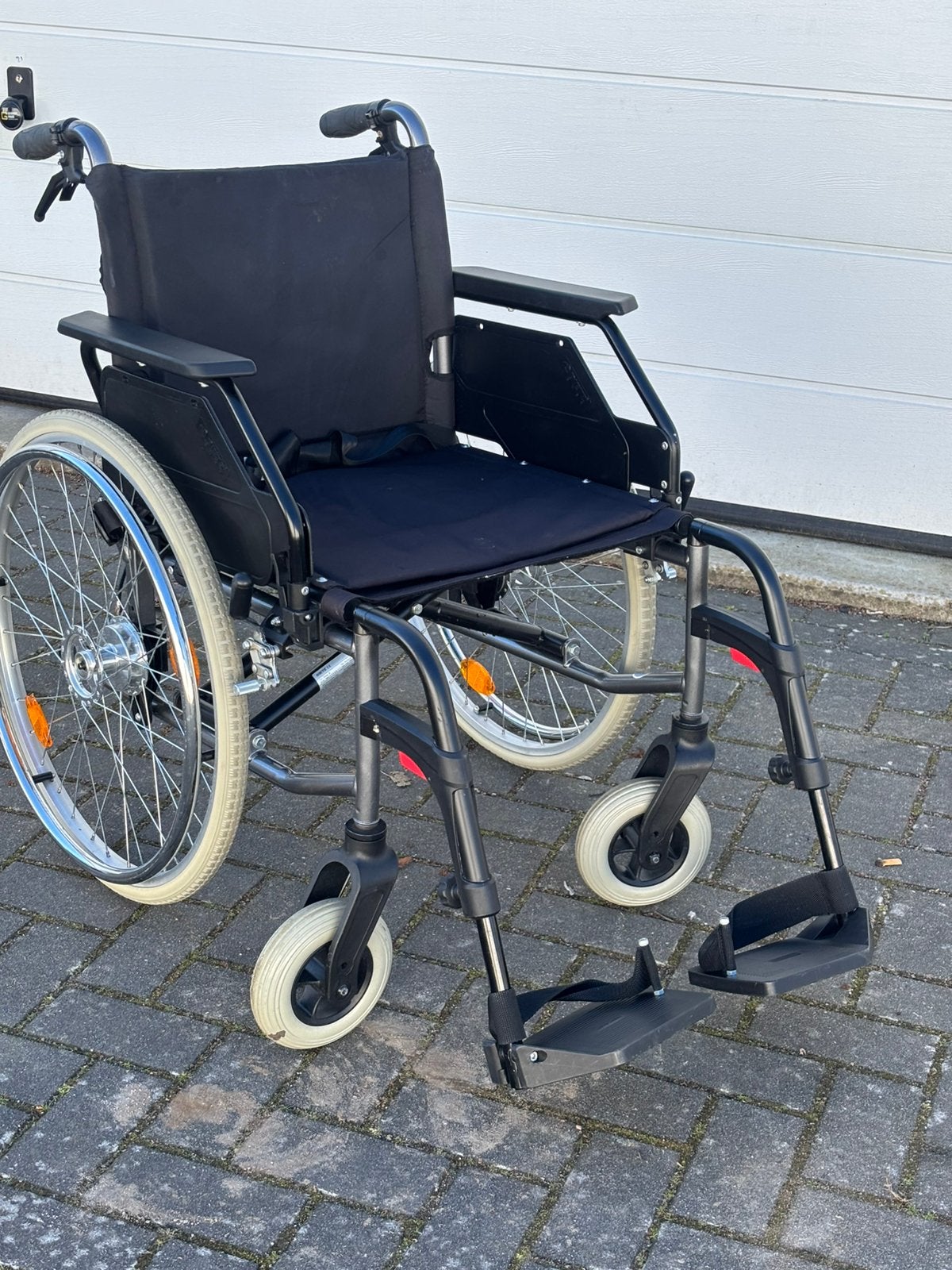 Rolstoel Dietz Caneo duitse makelij winkelprijs 4 tot €700, Duitsland, Meer info ☎️0️⃣6️⃣➖2️⃣0️⃣9️⃣0️⃣1️⃣0️⃣4️⃣0️⃣, Dietz, Zo goed als nieuw