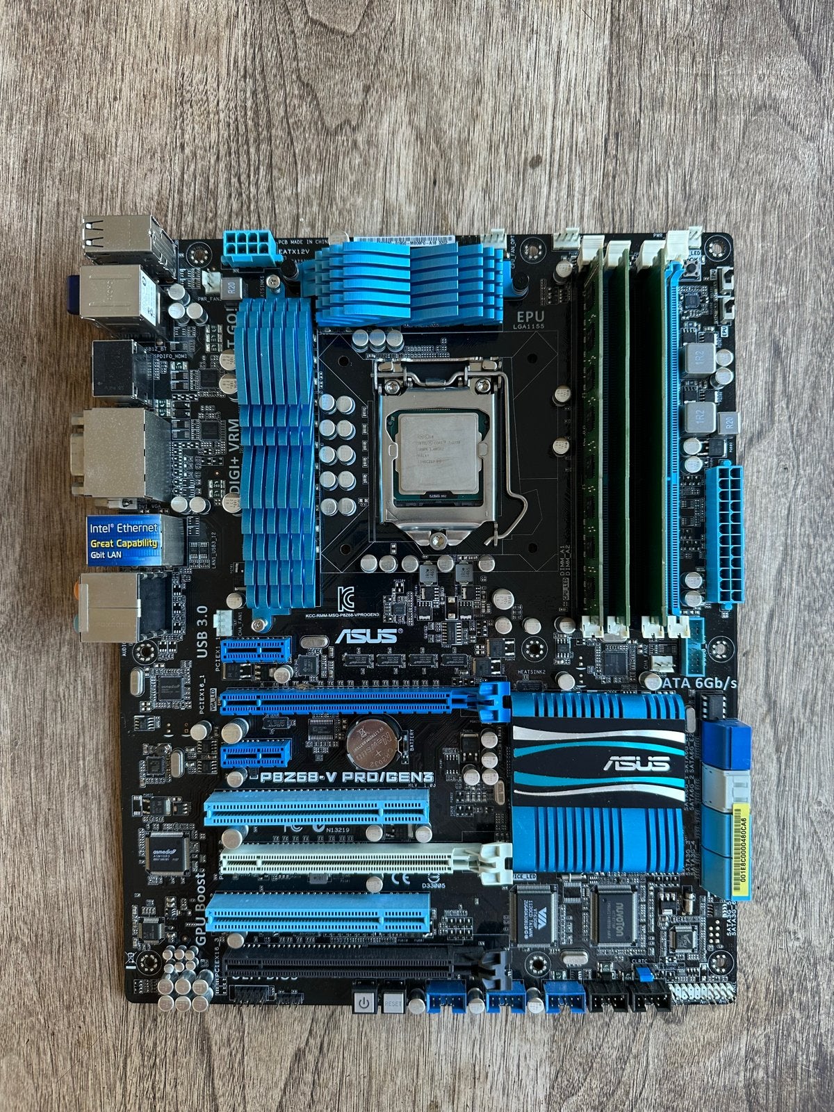 LGA 1155 Moederbord met i7-3770 CPU en 8GB DDR3 RAM, Computers en Software, Ophalen of Verzenden, Gebruikt, Intel, DDR3