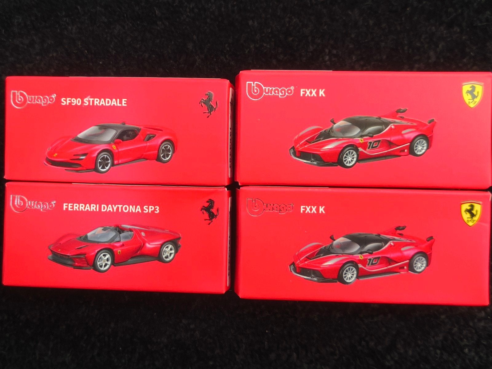 Bburago Ferrari Modelauto's 1:64 - Nieuw in doos, Hobby en Vrije tijd, Ophalen of Verzenden, Nieuw, Auto