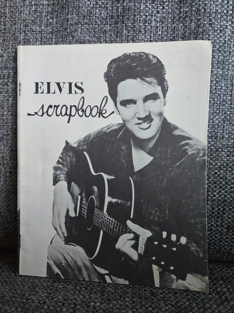 Vintage Elvis Presley Scrapbook - Zeldzaam Fanboek, Verzenden, Gelezen, Artiest