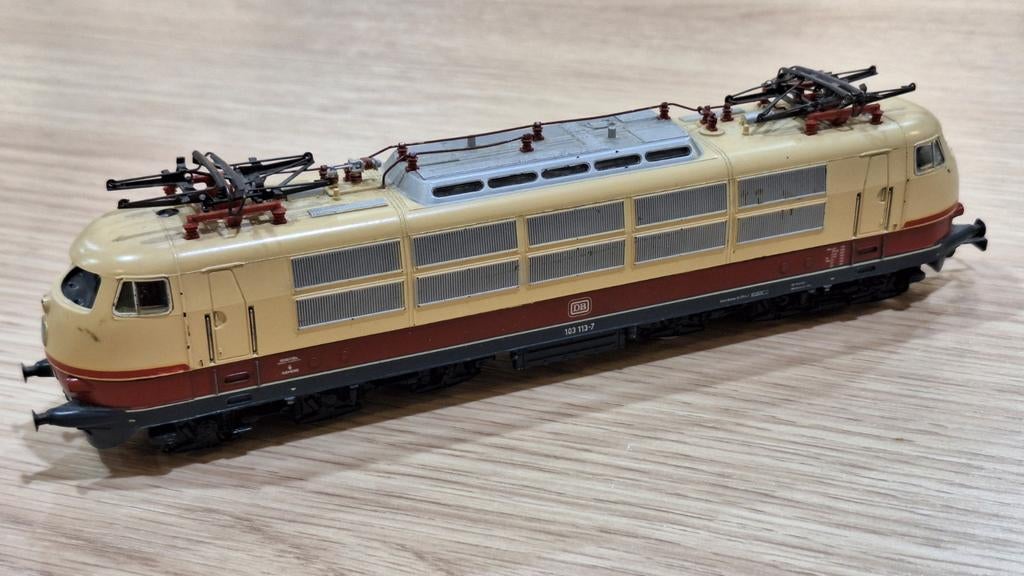 Märklin E lok BR103  h0, Hobby en Vrije tijd, Modeltreinen | H0, Wisselstroom, Gebruikt, Locomotief, Ophalen of Verzenden