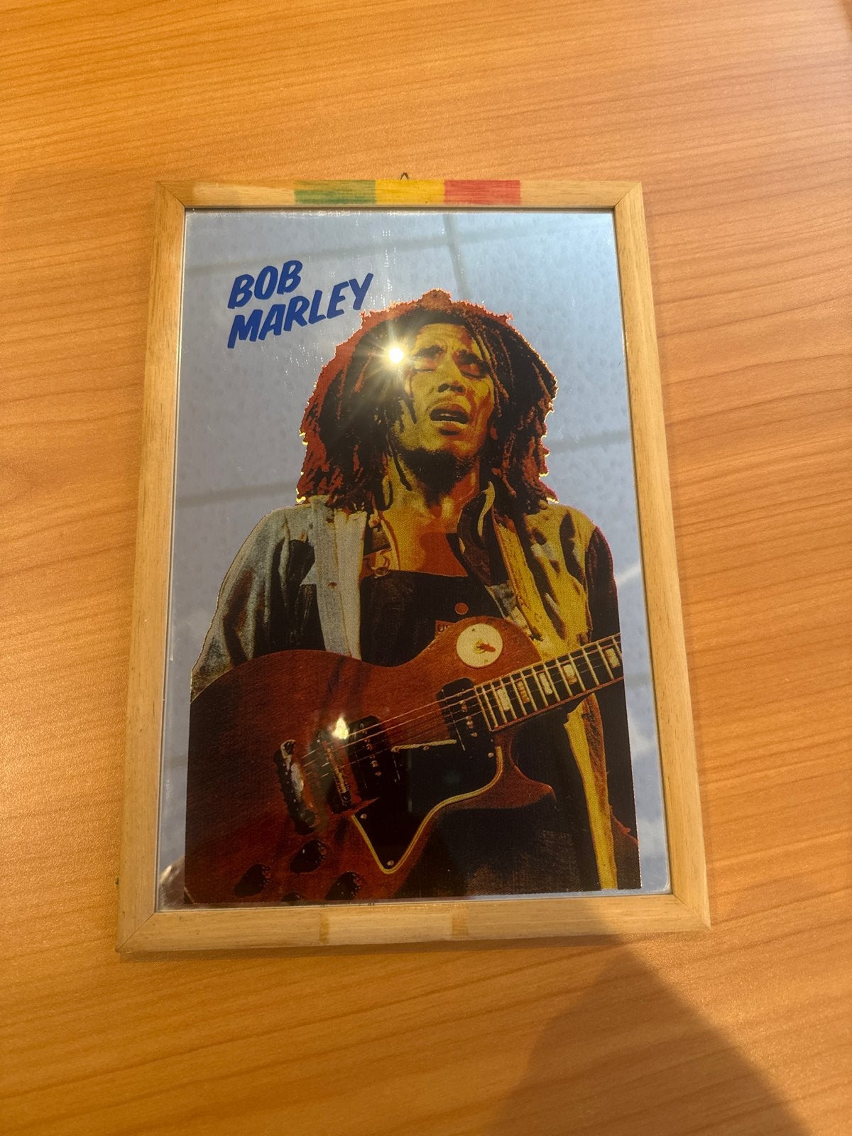 Bob Marley spiegel met houten lijst jaren ‘90, Minder dan 50 cm, Gebruikt, Verzenden, Overige typen