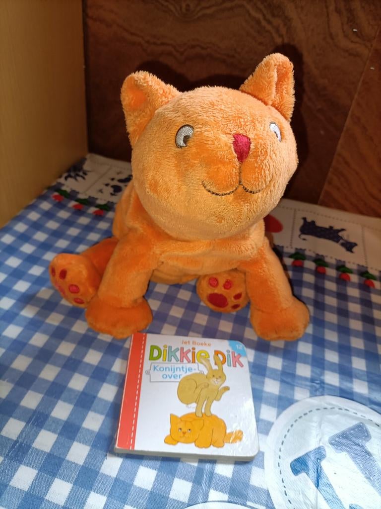 Dikkie Dik knuffel 24 cm groot + boekje, Ophalen of Verzenden, Zo goed als nieuw, Overige typen