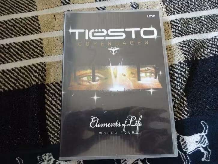 2 DVD Tiësto – Elements Of Life , Copenhagen 2007-2008, Alle leeftijden, Ophalen of Verzenden, Gebruikt, Concert