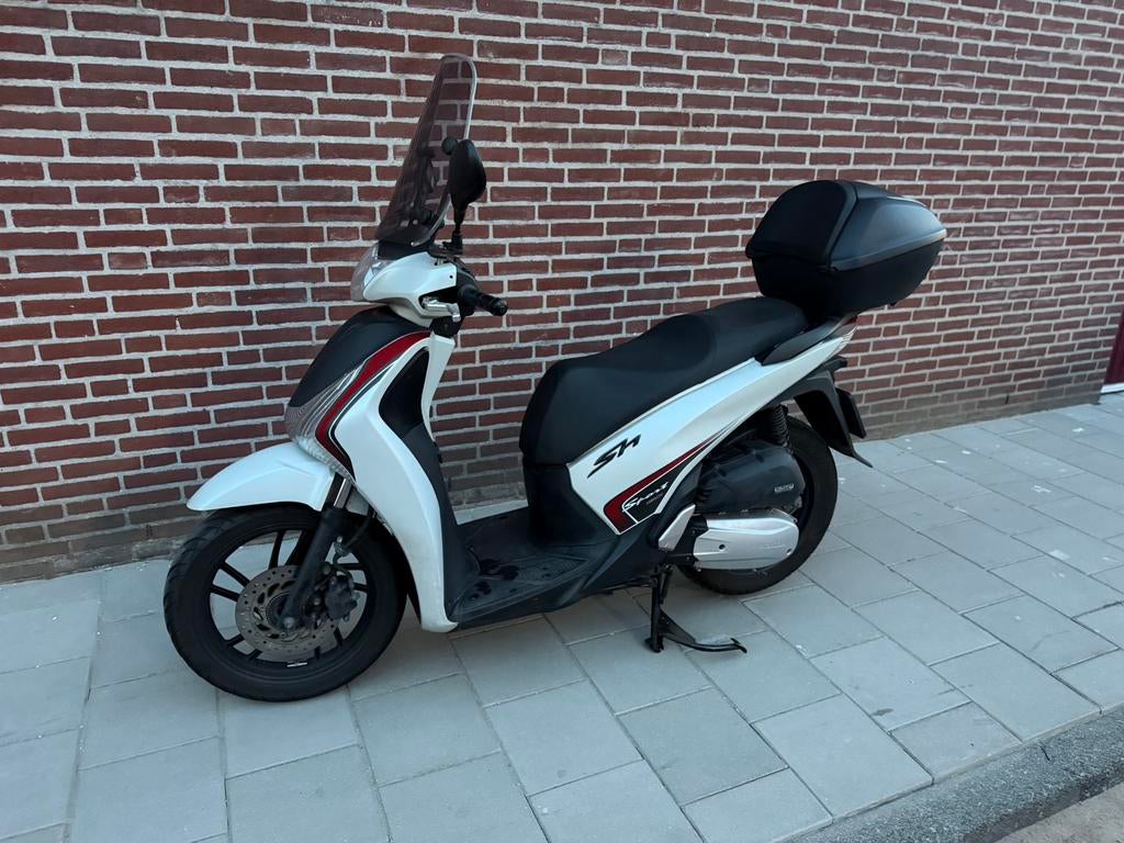 Honda SH Sport in goede staat 21.000 Km 2016, Ophalen, Gebruikt, Overige modellen