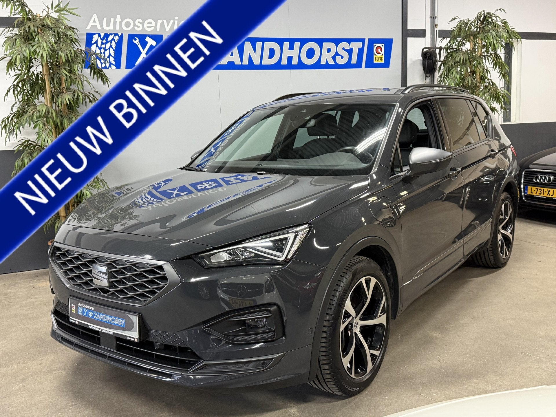 SEAT Tarraco 1.4 TSI e-Hybrid PHEV FR Business Intense // Le, Auto's, Zwart, 4 cilinders, 150 pk, Hybride Elektrisch/Benzine