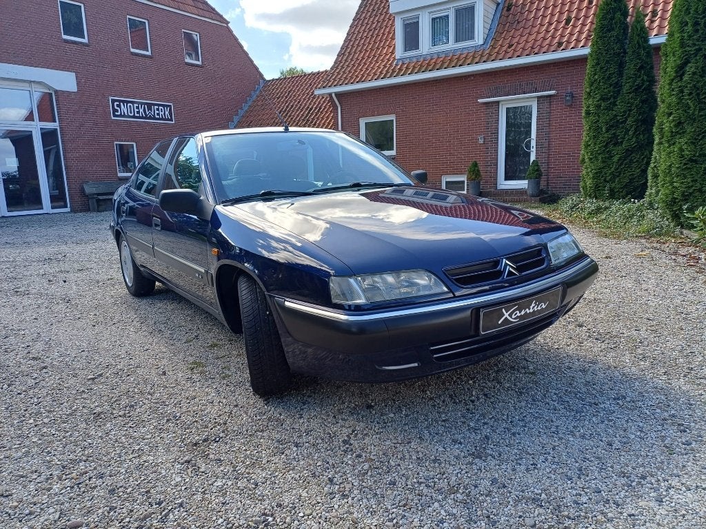 Citroën Xantia 1.8 I 16V 1998 124000km! mooi en goed!, Auto's, Dealer onderhouden, 4 cilinders, Bedrijf, Handgeschakeld