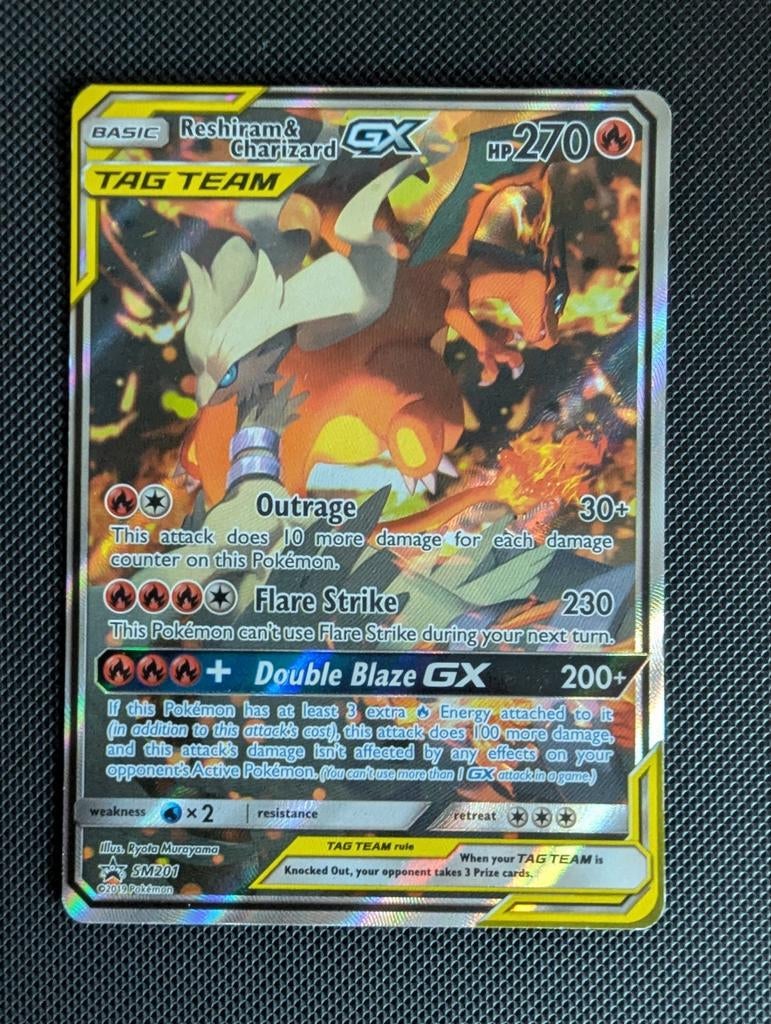 Pokémon kaart Reshiram & Charizard GX TAG TEAM, Ophalen of Verzenden, Zo goed als nieuw, Foil
