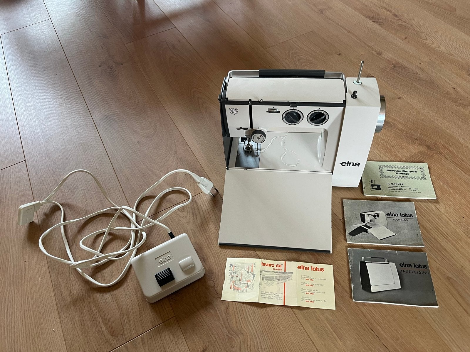 Elna Lotus SP Naaimachine, Ophalen of Verzenden, Zo goed als nieuw, Naaimachine, Overige merken