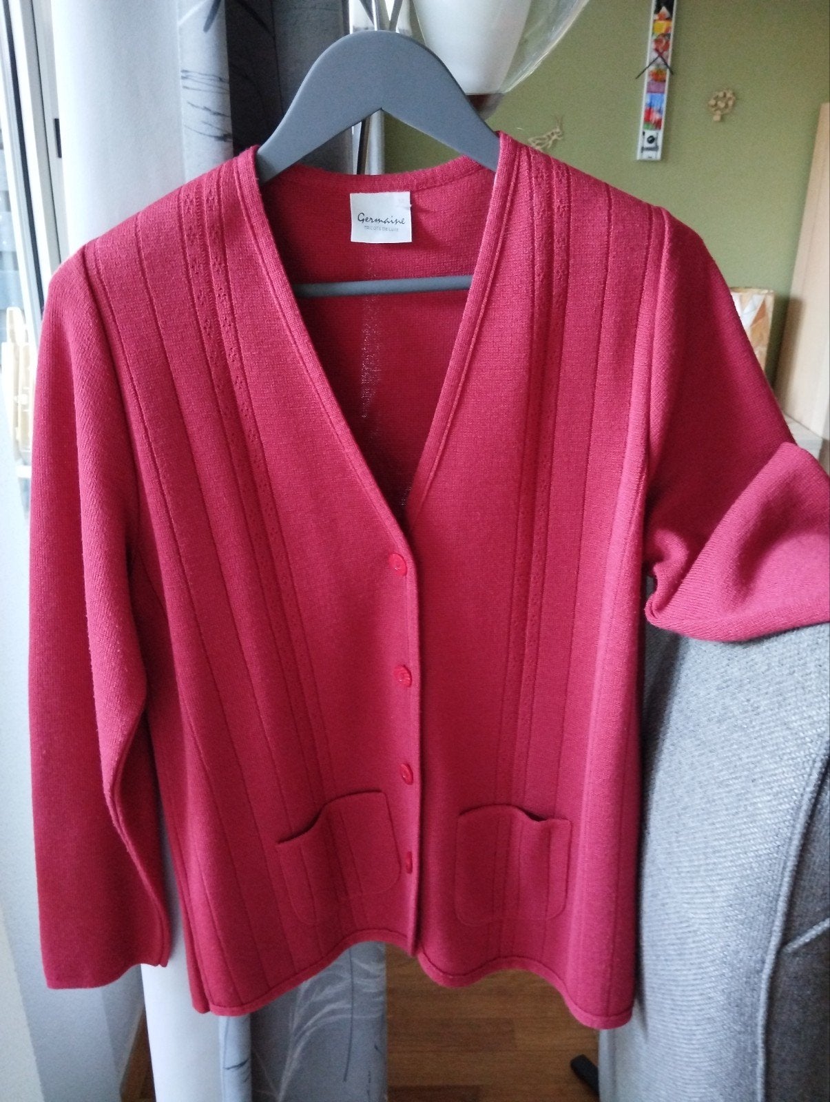 Supermooi rood vest Germaine M, Maat 38/40 (M), Ophalen of Verzenden, Zo goed als nieuw, Germaine
