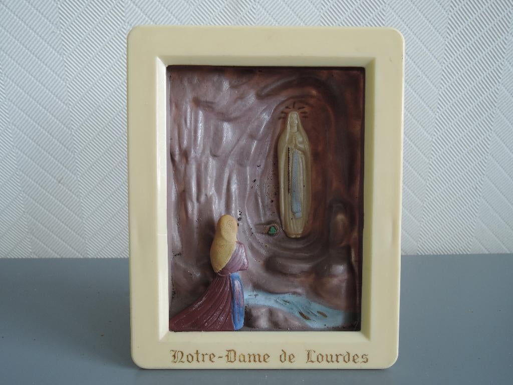 Kunststof decoratie uit Lourdes, Ophalen of Verzenden, Zo goed als nieuw, Overige typen, Christendom | Katholiek
