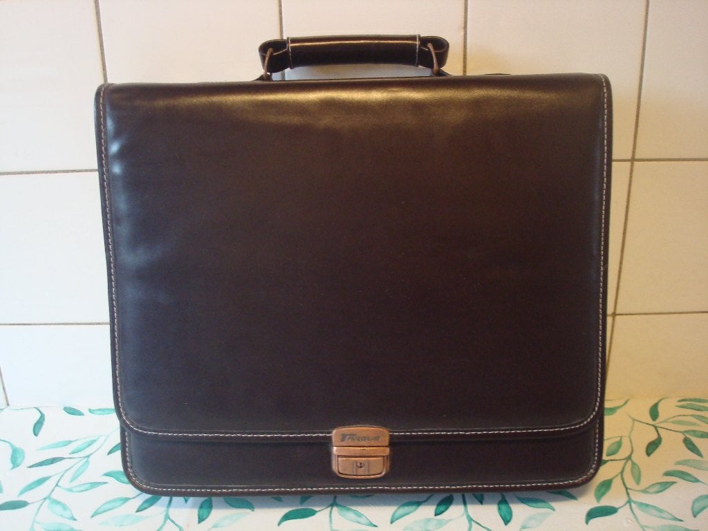 AKTETAS TARGUS 17 INCH ., Overige merken, Bruin, Nieuw, Ophalen of Verzenden