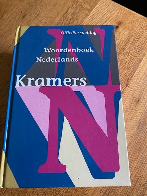 Woordenboeken, Boeken, Woordenboeken, Ophalen, Van Dale, Zo goed als nieuw, Overige talen