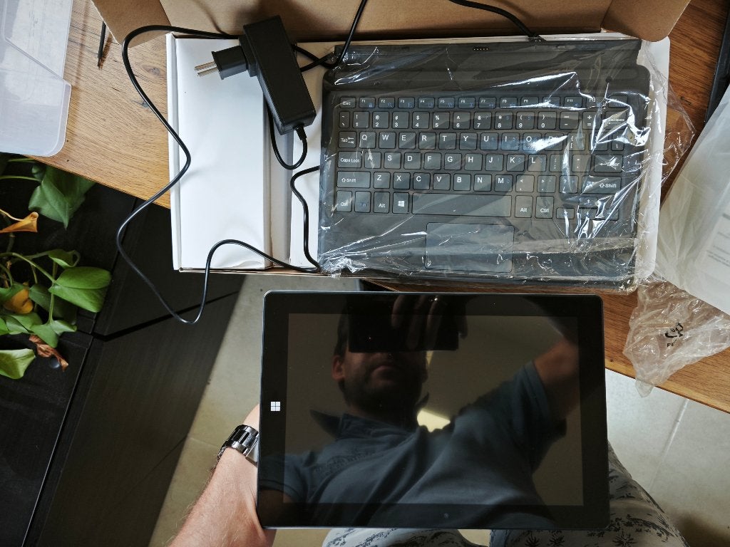 Awow 10.1 inch Windows 11 N100-tablet met toetsenbord, Computers en Software, 10 inch, AiBook 10, Nieuw, Ophalen of Verzenden
