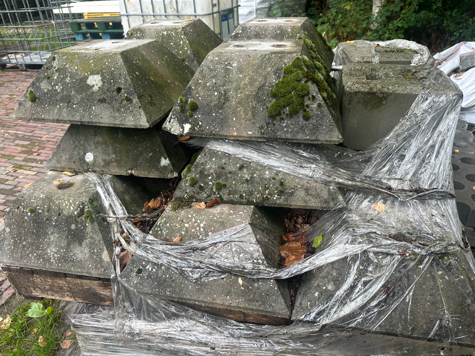 Beton voetjes koopje !!, Ophalen of Verzenden, Zo goed als nieuw, Overige materialen, 2 zitplaatsen