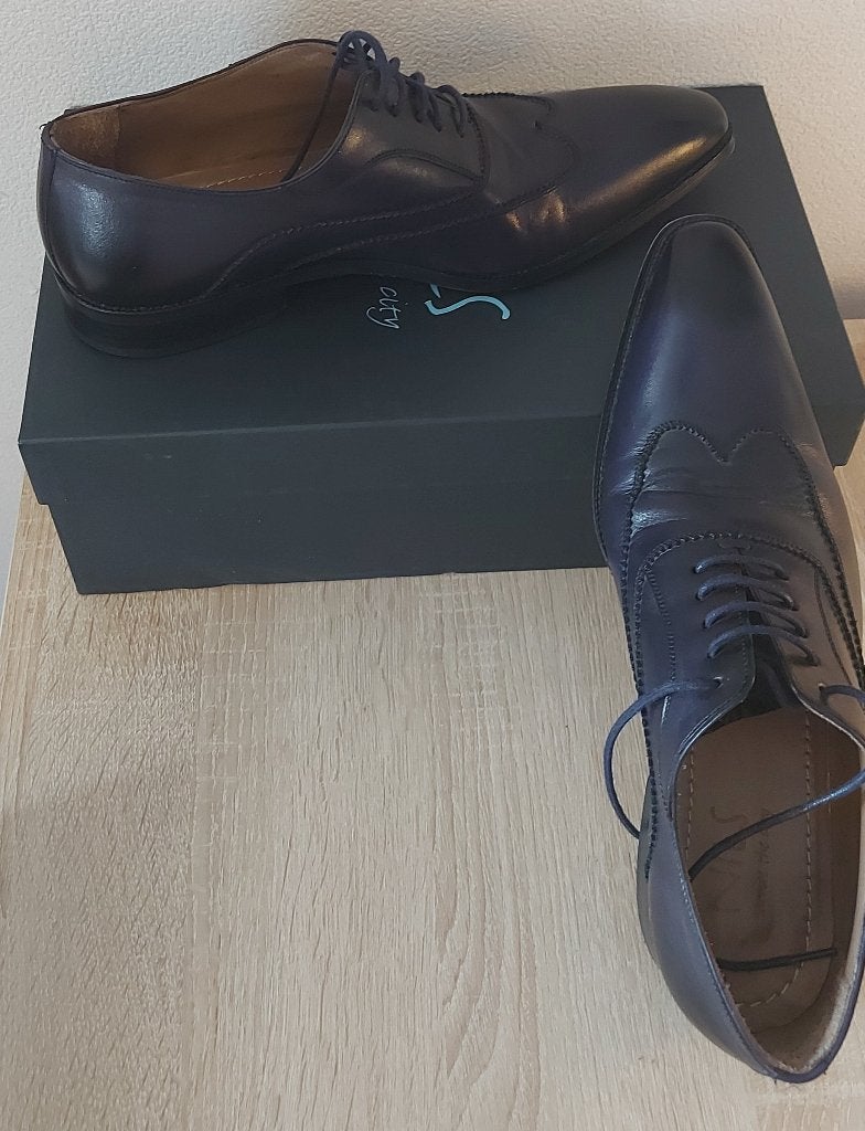 Nils, Heren, Maat 41, Veters Donkerblauw., Blauw, Ophalen of Verzenden, Zo goed als nieuw, Nils