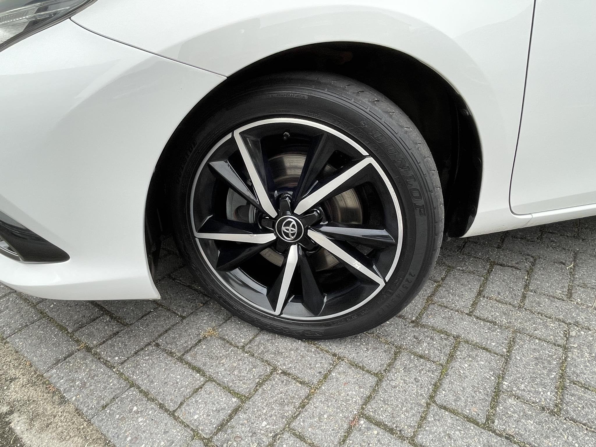 Toyota Auris Touring Sports 1.8 Hybrid Dynamic, Auto's, Dealer onderhouden, Gebruikt, Euro 6, Wit