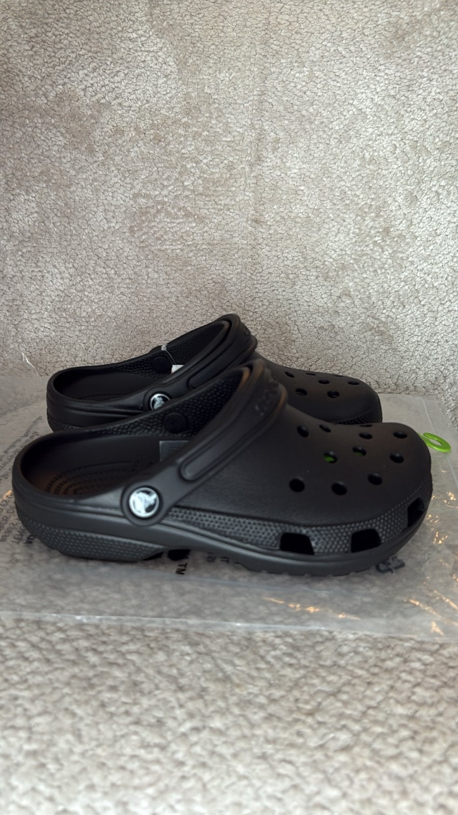 Nieuwe zwarte Crocs Classic klompen, maat 36-37, Verzenden, Nieuw, Zwart, Slippers