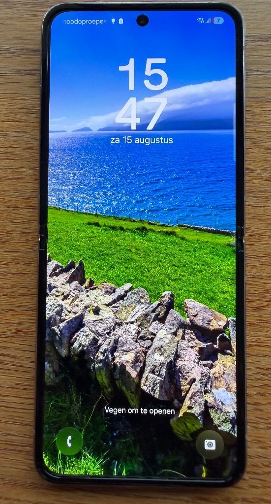 Samsung Galaxy Z Flip 4, Ophalen, Paars, Zo goed als nieuw, Zonder simlock