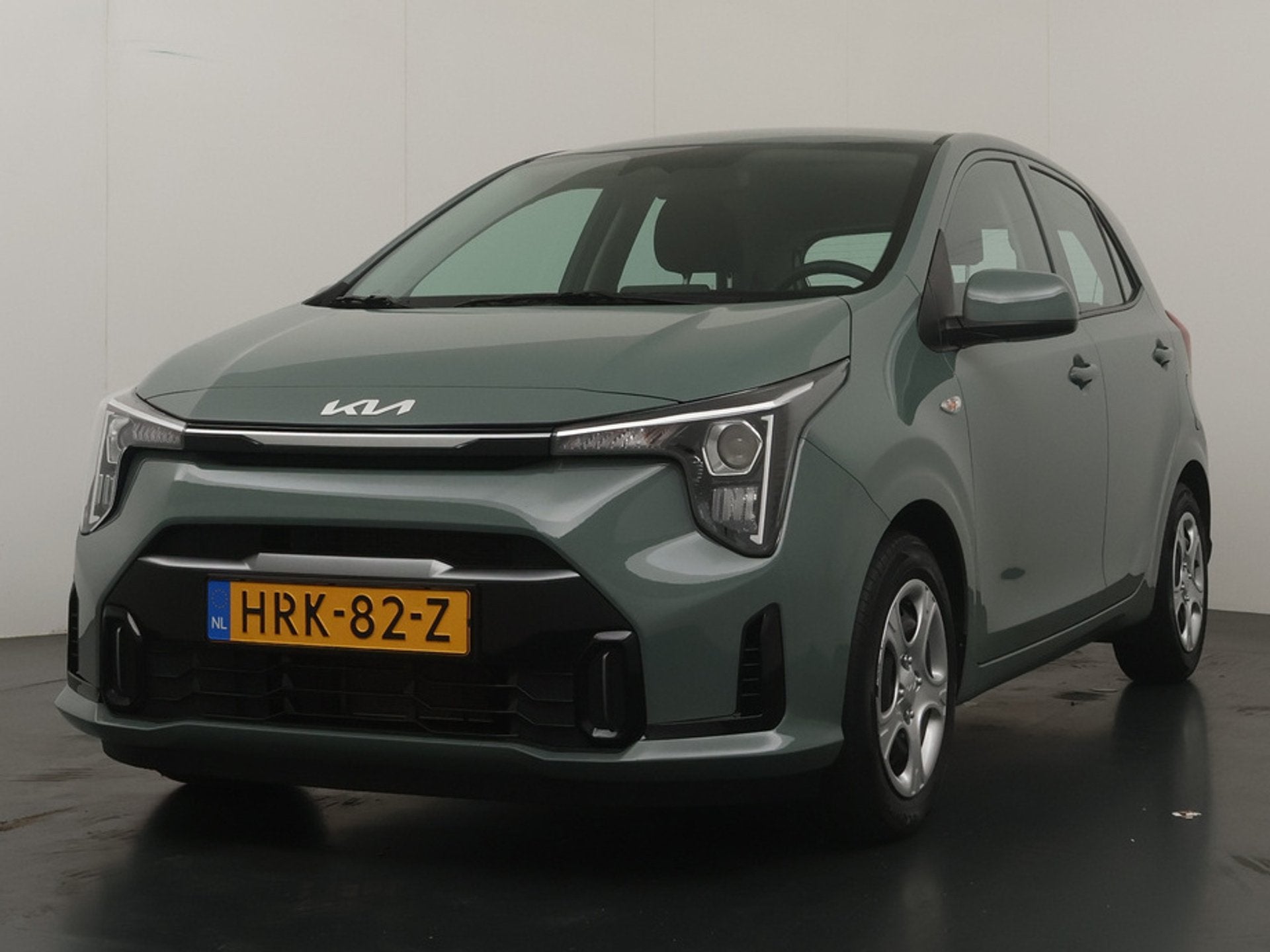 Kia Picanto 1.0 DPI DynamicLine Navigatie - Achteruitrijcame, Auto's, Voorwielaandrijving, Stof, 4 stoelen, Handgeschakeld