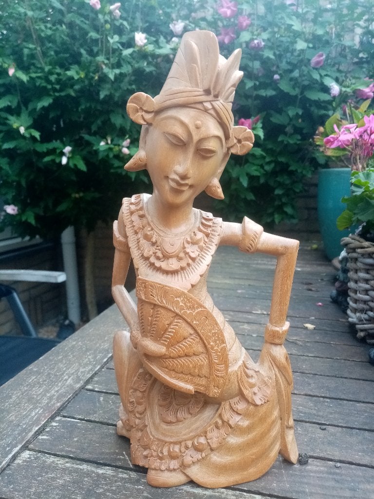 Balinese danser, Antiek en Kunst, Kunst | Beelden en Houtsnijwerken, Art deco, Ophalen of Verzenden, Handgemaakt, 20 - 50 cm
