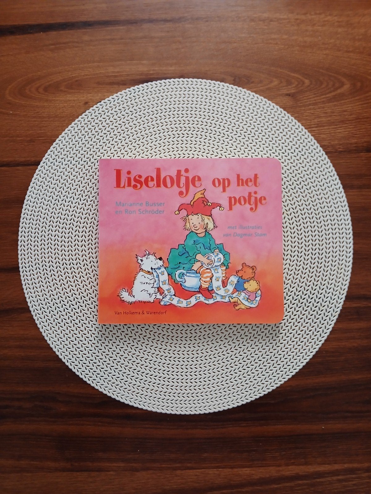 Busser- Liselotje op het potje, Ophalen of Verzenden, Fictie algemeen, Voorleesboek