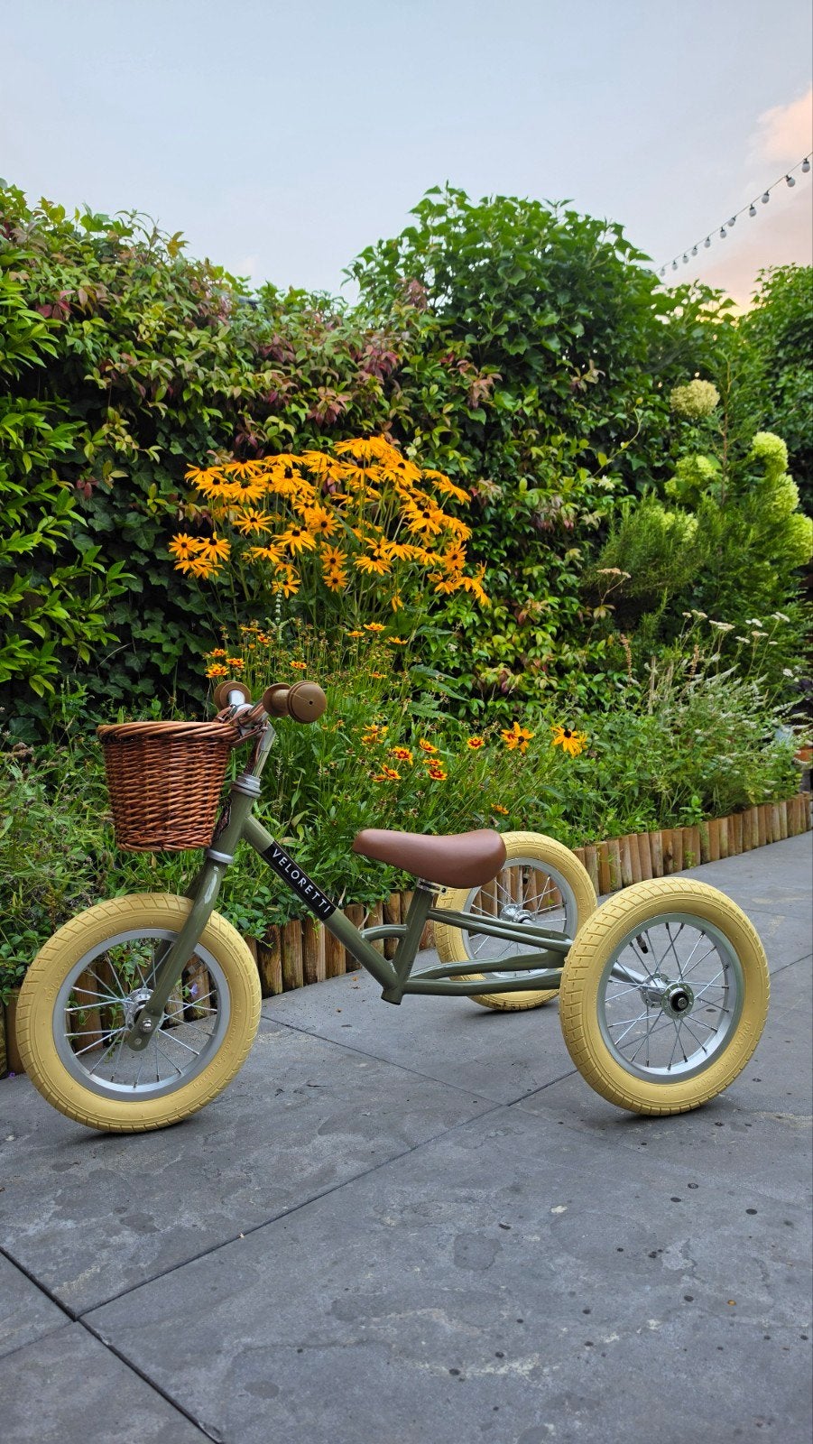Veloretti loopfiets/driewieler met mandje - ZGAN, Ophalen, Zo goed als nieuw, Veloretti