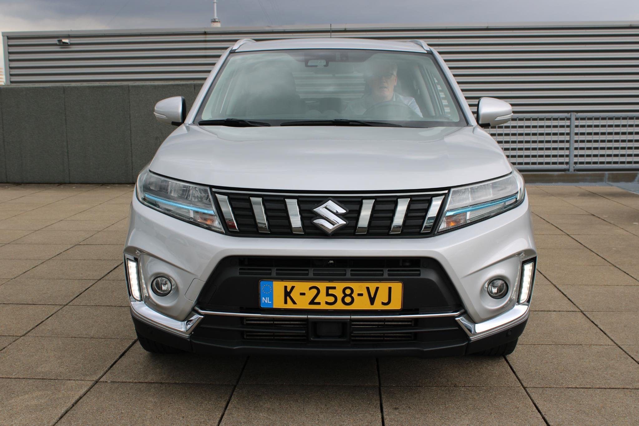 Suzuki Vitara 1.4 Boosterjet Style Smart Hybrid Automaat / C, Auto's, Gebruikt, Euro 6, 4 cilinders, 129 pk