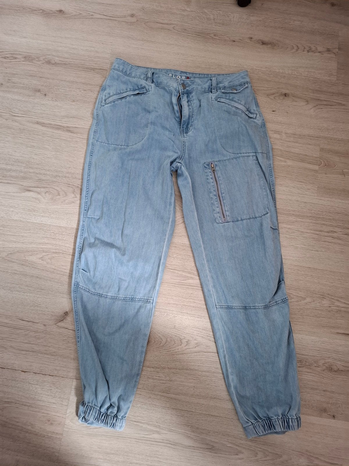 Florez spijkerbroek maat 33, zo goed als nieuw, Blauw, Maat 42/44 (L), Ophalen of Verzenden, Zo goed als nieuw