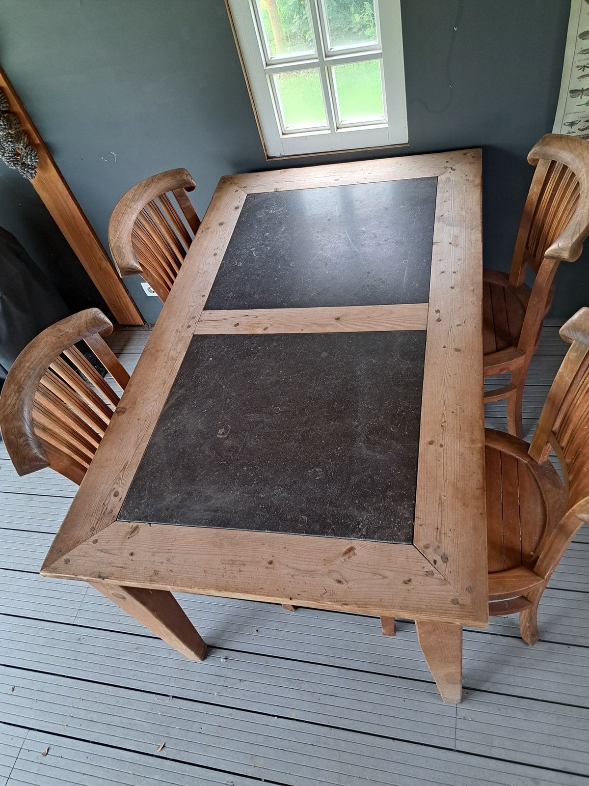 Landelijke eettafel en 4 stoelen, Ophalen, Gebruikt, Landelijke houten eettafel met stoelen, 4 tot 6 stoelen